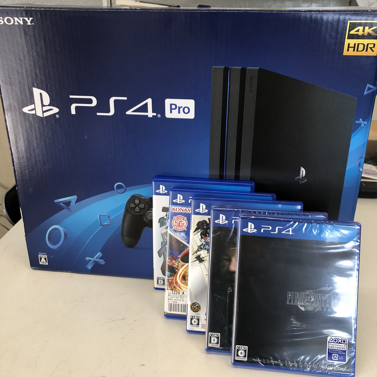 PS4 PlayStation 4 ソフト５本付き　ps4