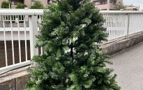 クリスマスツリー　高さ180ｃｍ
