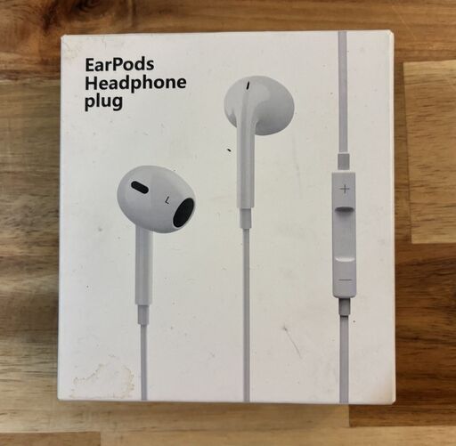 イヤホン 有線 EarPodsタイプ 3.5mmプラグ リモコンマイク付き ホワイト 箱あり