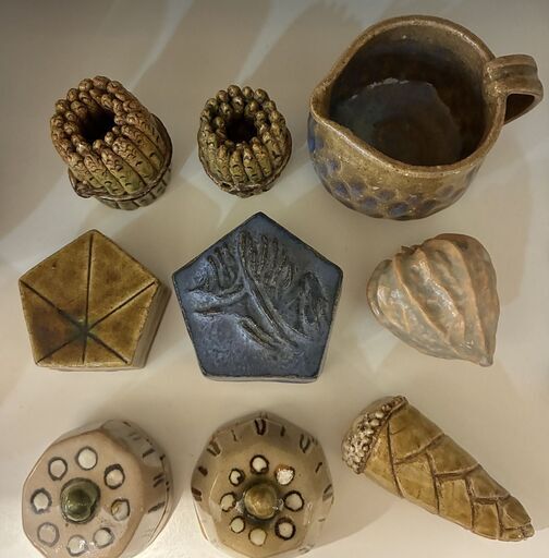 陶芸作家 す 作品シリーズ 9点セット 蓋物 鬼灯 筍 蓮の実 土筆 片口 陶器 香合 小物入れ コレクター放出品 まとめ売り